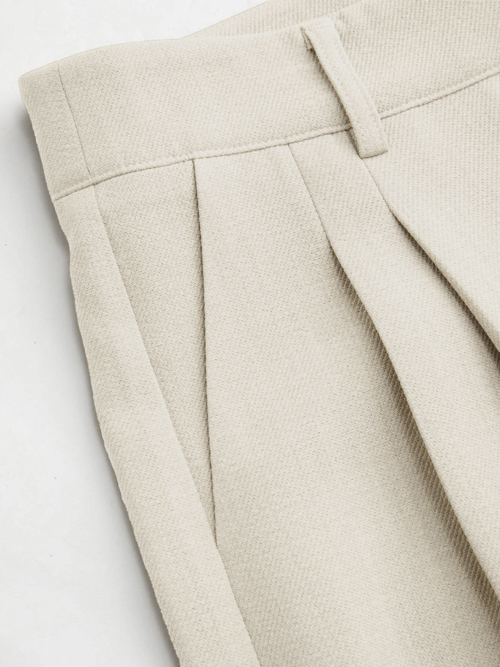 Mid Rise Pleated Wide Leg Trousers
