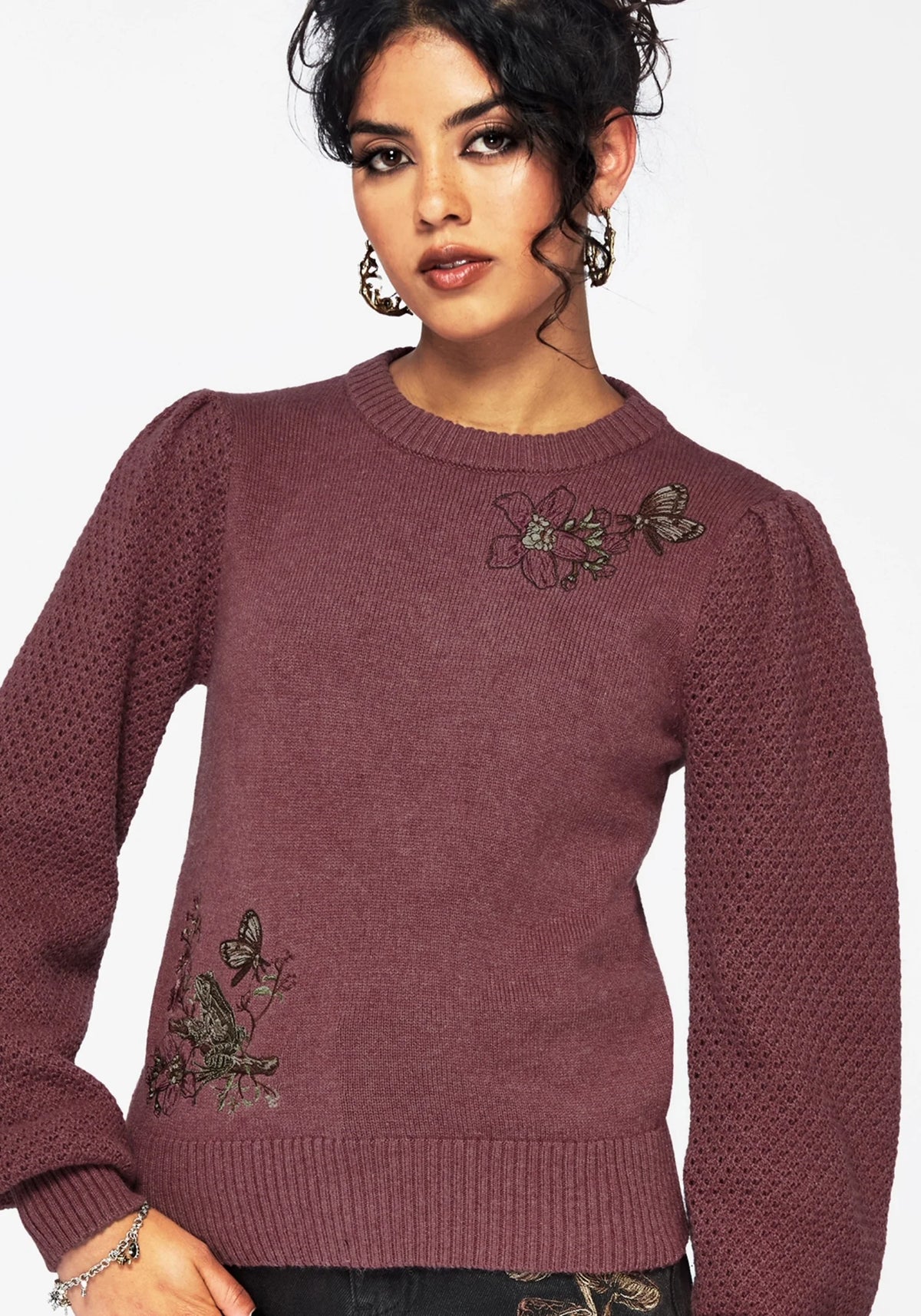 Jersey bordado con diseño de fábula
